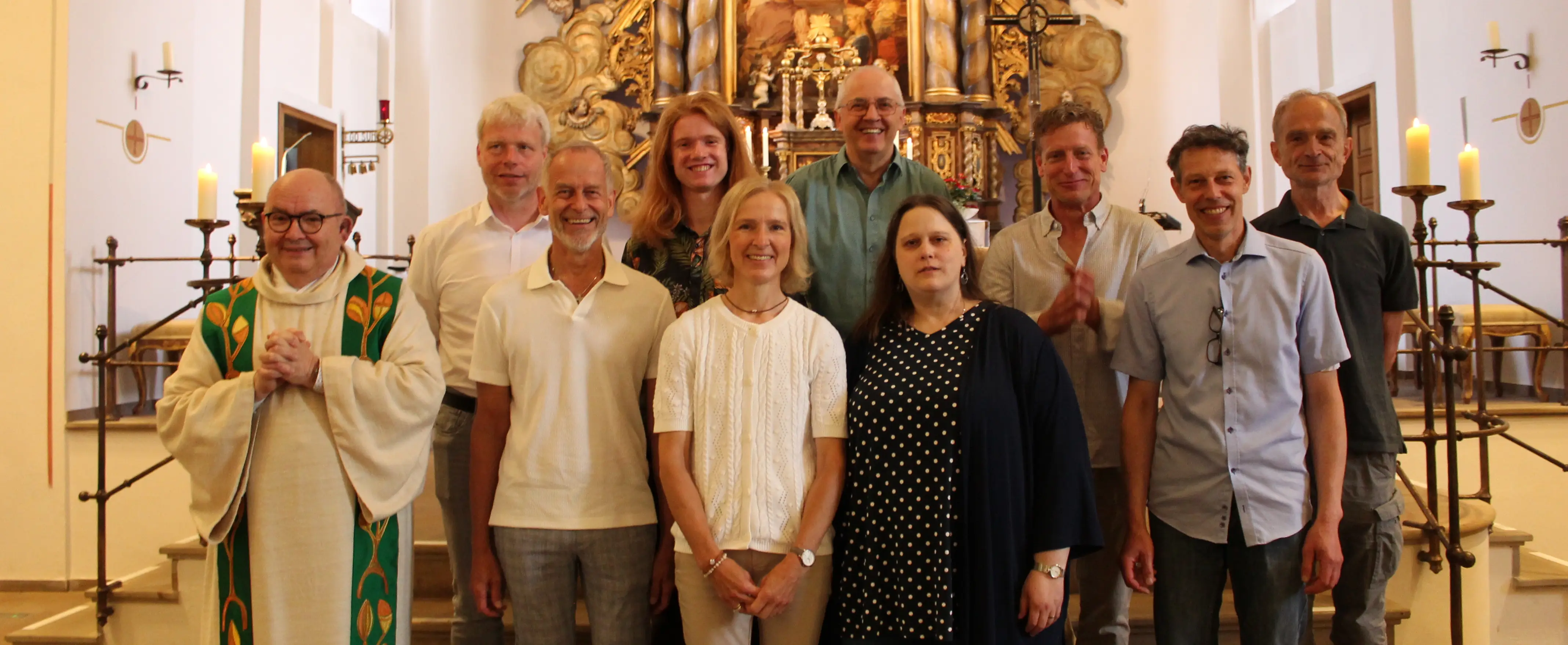 Mitglieder des Gemeindeteams St. Anna in der Kirche