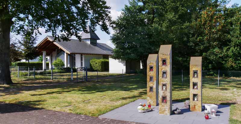 Kapelle und Stehlen