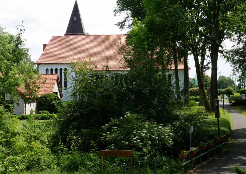 Altrarraum in der St. Joseph-Kirche Liemke